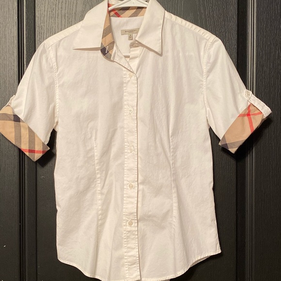 Authentic BURBERRY polo - Picture 2 of 7